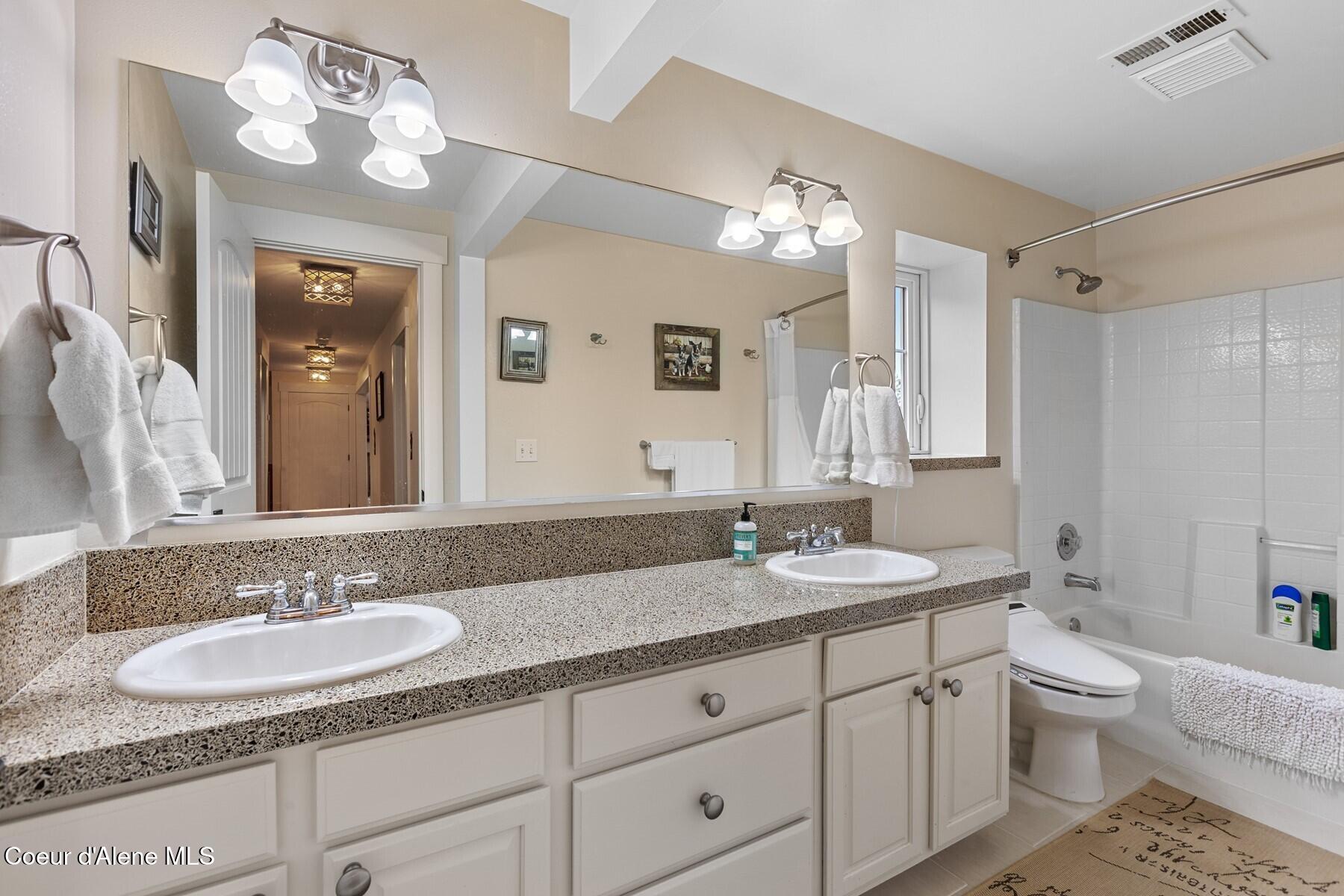 710 South Idaho Road Liberty Lake, WA 99019 - Photo 33 of 52 Guest Bathroom