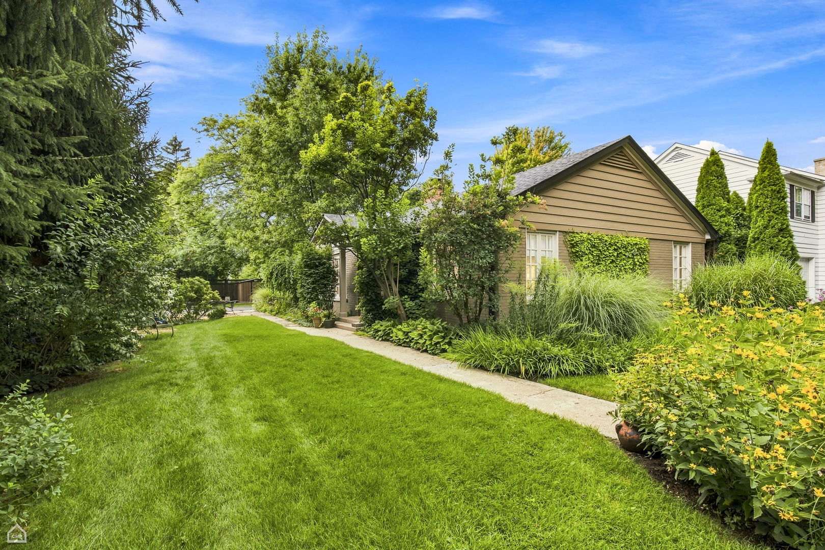 901 Cherokee Road Wilmette, IL 60091 - Photo 10 of 31 Gallery Image 10