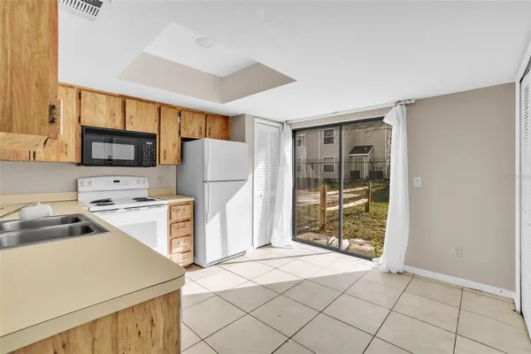 $1,750 | 12064 Tift Circle, Orlando, FL 32826