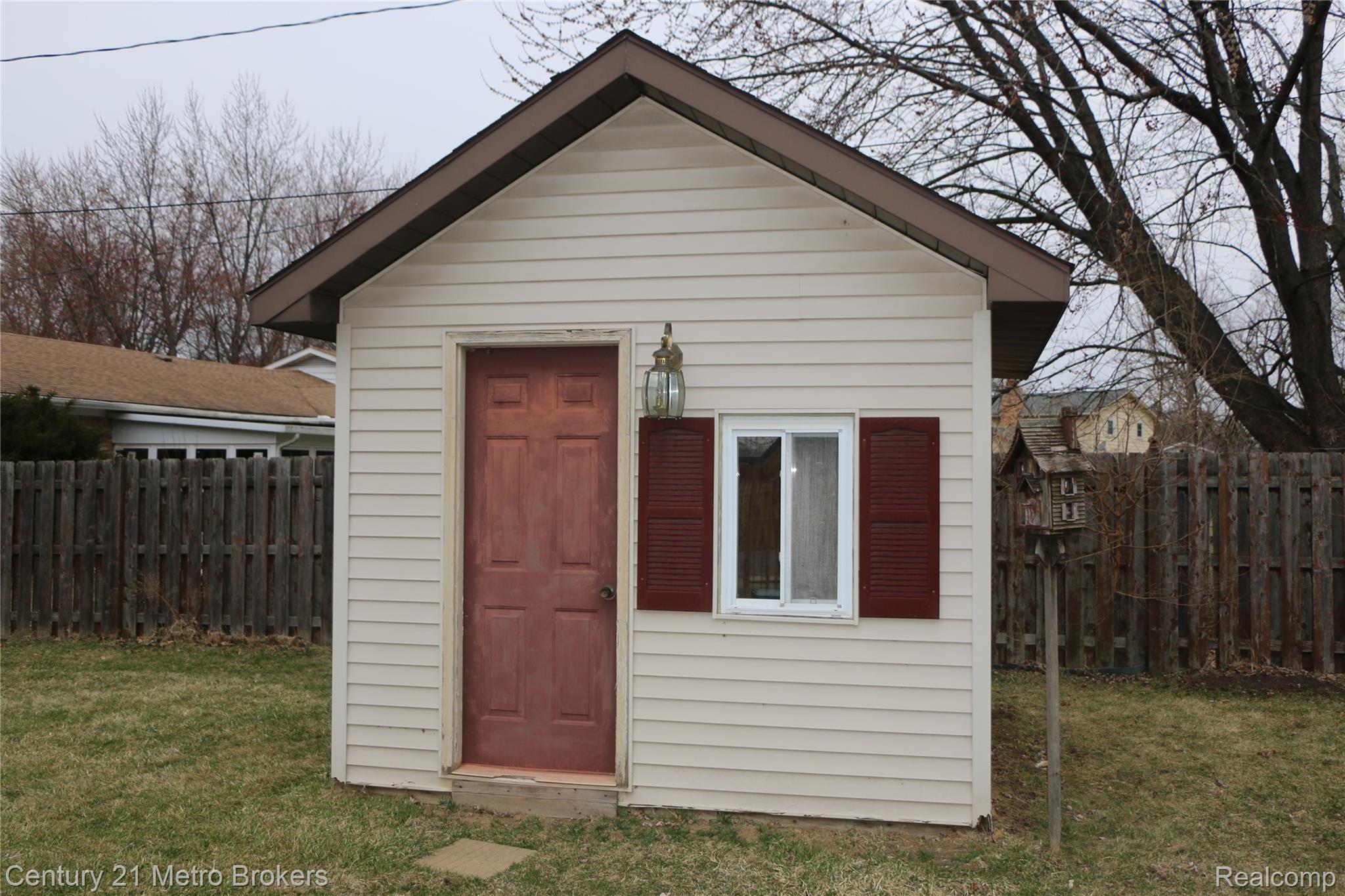 6333 Rustic Ridge Trail Grand Blanc, MI 48439 - Photo 19 of 22 IMG_3144.JPG