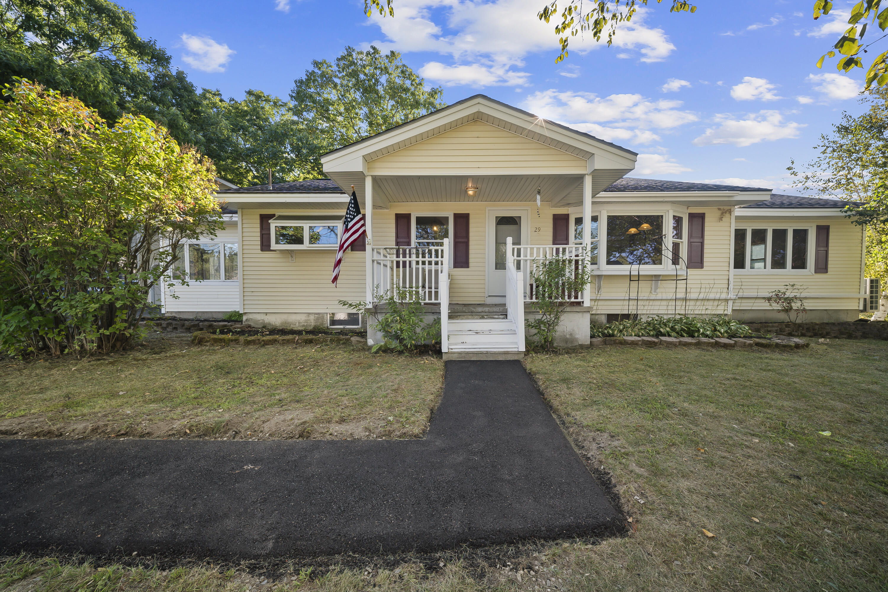 29 Thompson Road Veazie, ME 04401 - Photo 4 of 64 DSC08279