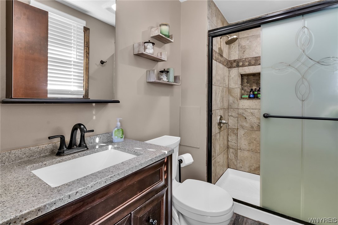 6912 Creekview Drive Pendleton, NY 14094 - Photo 15 of 30