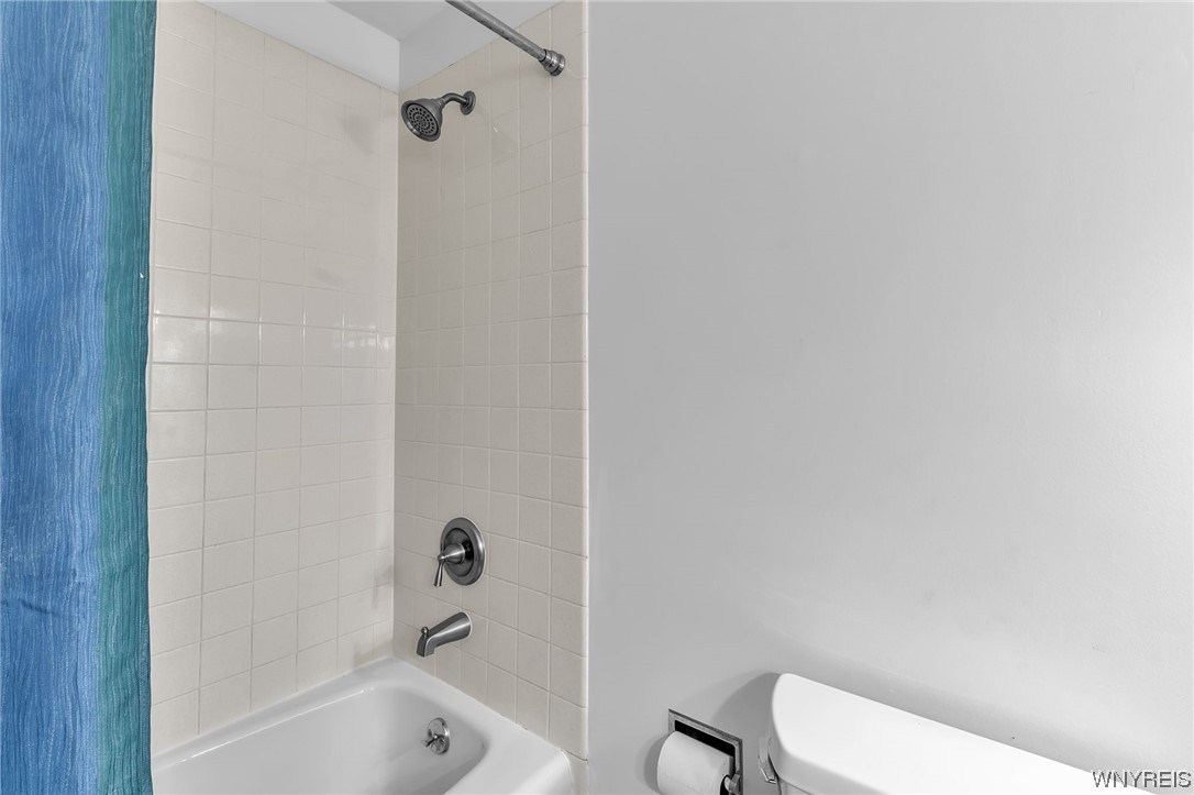 6912 Creekview Drive Pendleton, NY 14094 - Photo 20 of 30