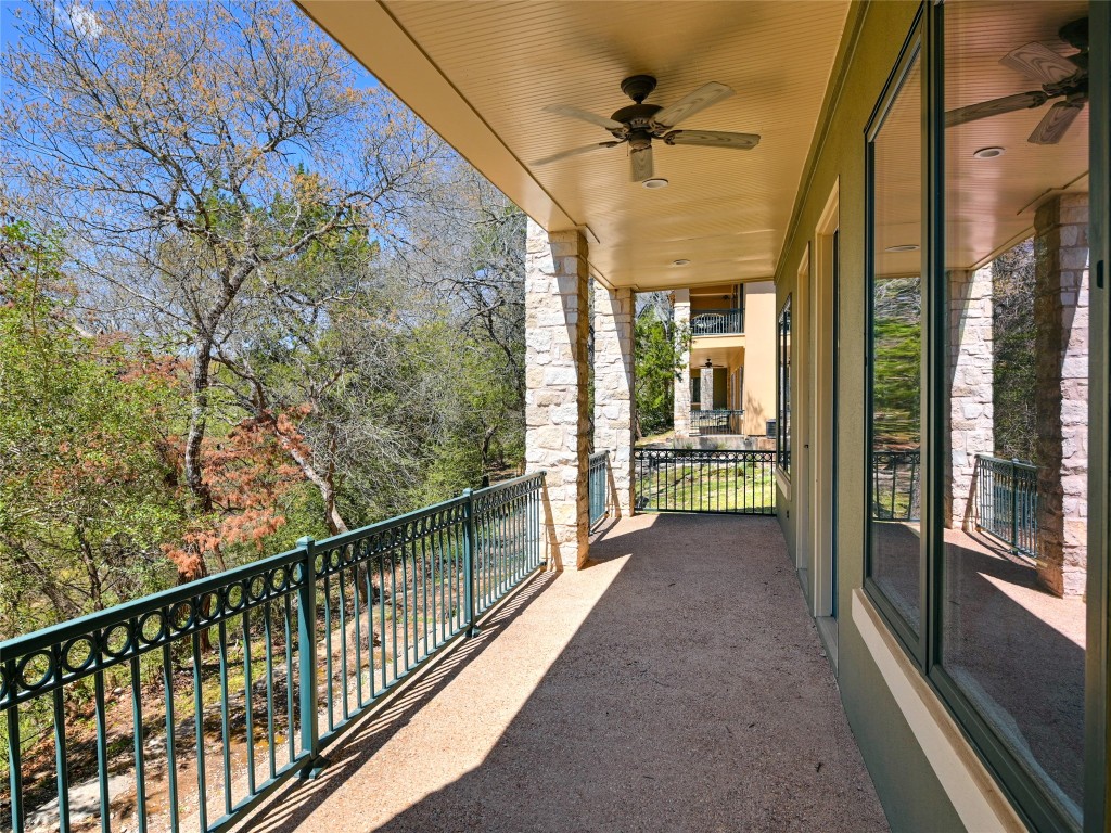 8212 Barton Club Drive, Unit 910 Austin, TX 78735 - Photo 24 of 26 a view of a porch