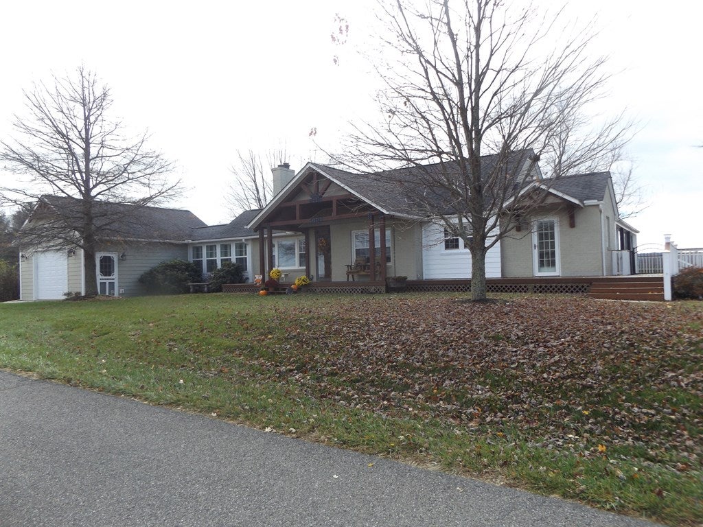 1071 Winding Ridge Road Hillsville, VA 24343 - Photo 3 of 59 Gallery Image 3