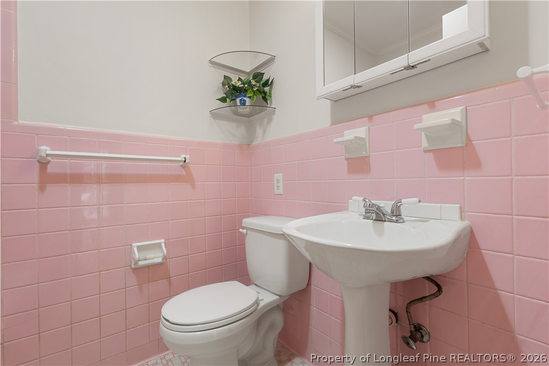 2413 Carbonton Road Sanford, NC 27330 - Photo 18 of 50