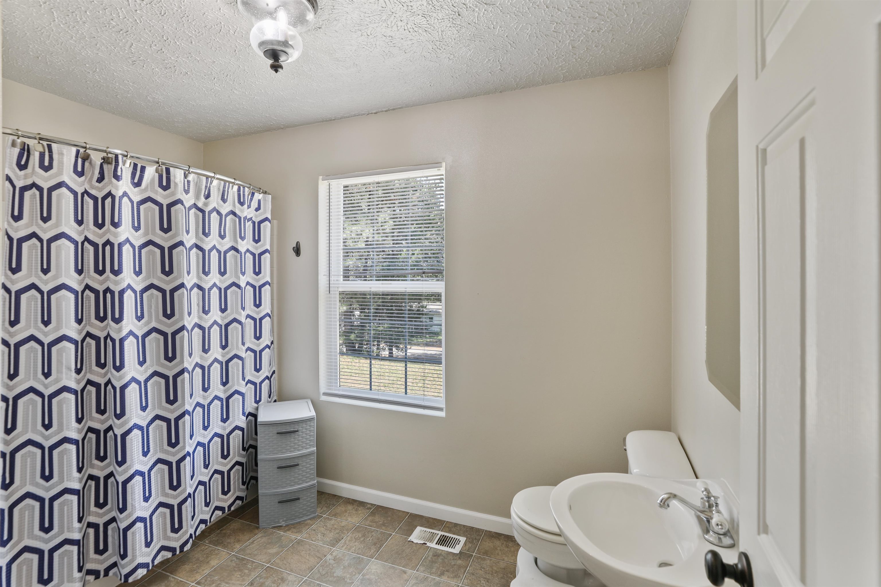 37712 North Sheets Road Elk, WA 99009 - Photo 12 of 21