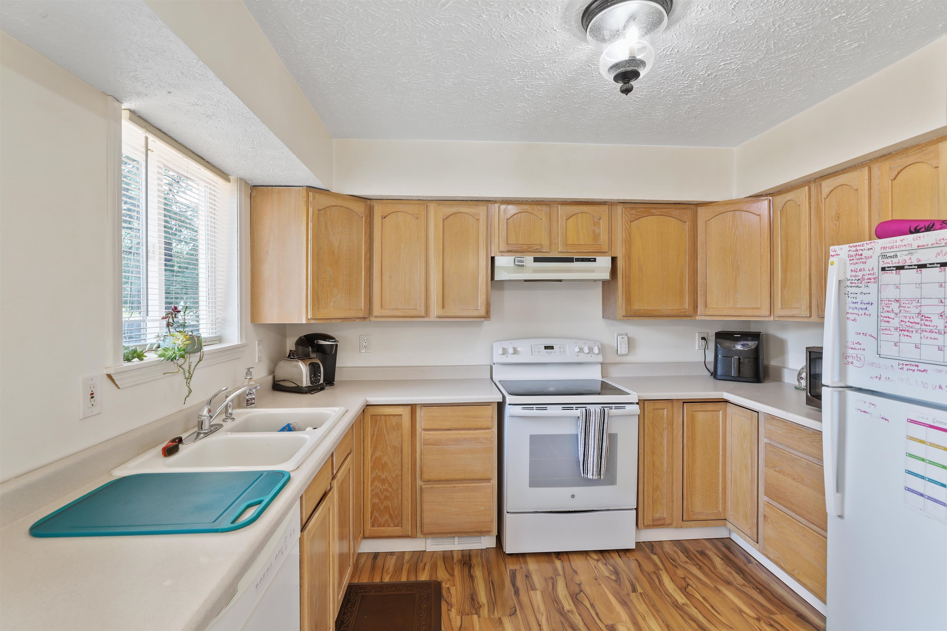 37712 North Sheets Road Elk, WA 99009 - Photo 5 of 21