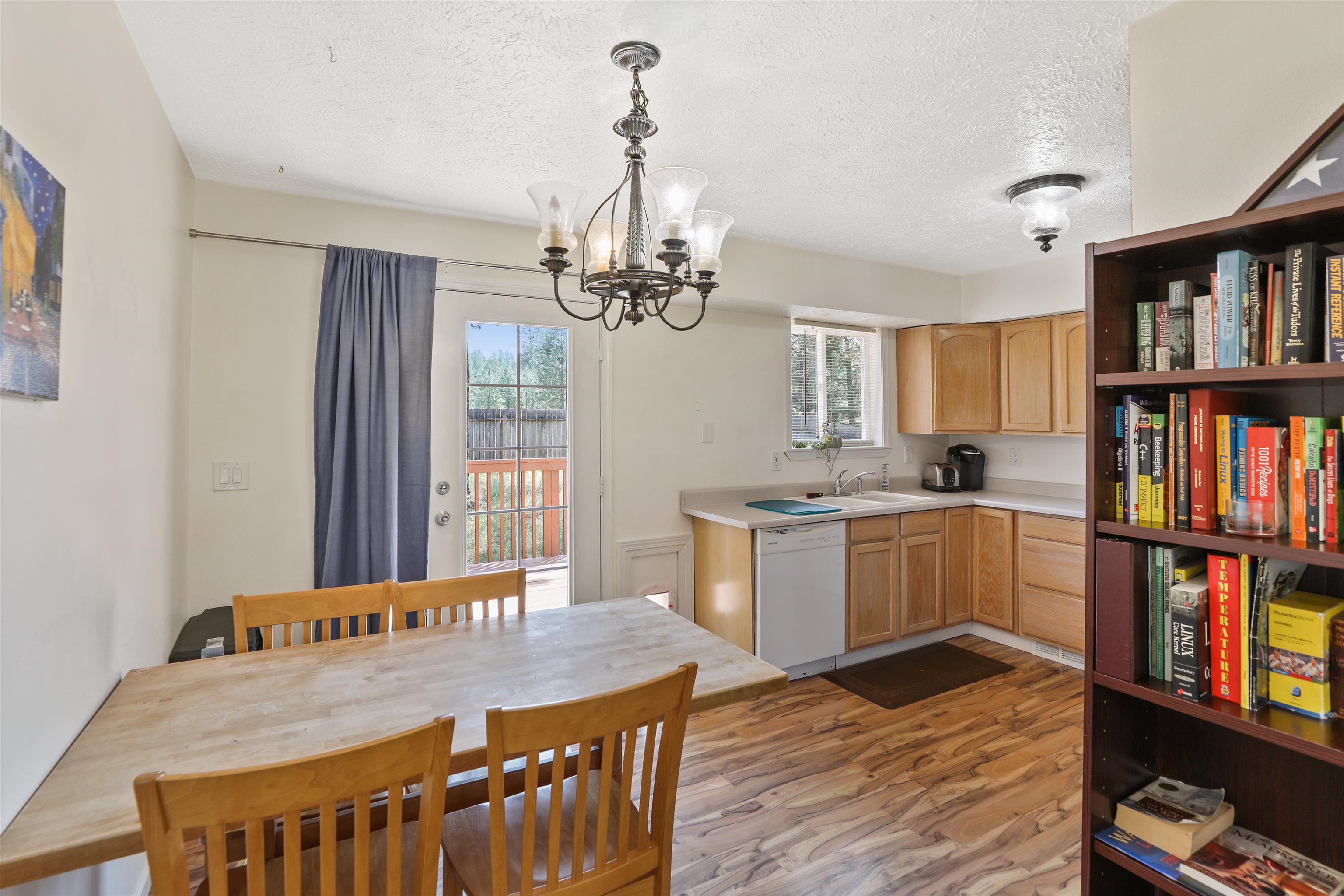 37712 North Sheets Road Elk, WA 99009 - Photo 10 of 21