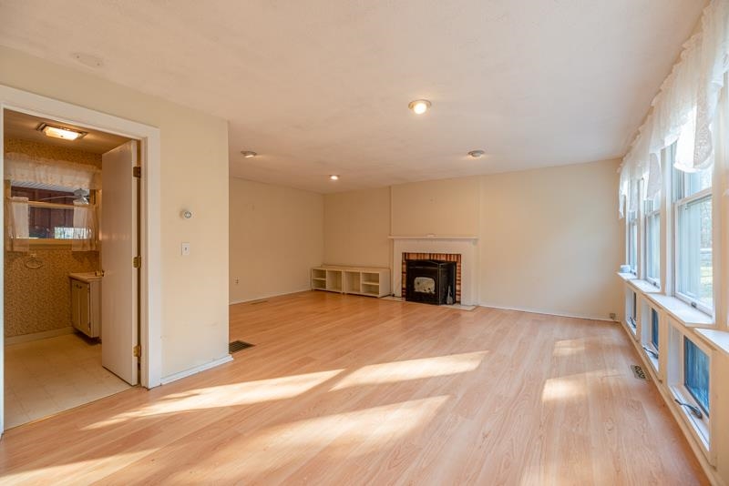 1435 Maple Hill Road Arlington, VT 05250 - Photo 12 of 34 Gallery Image 12