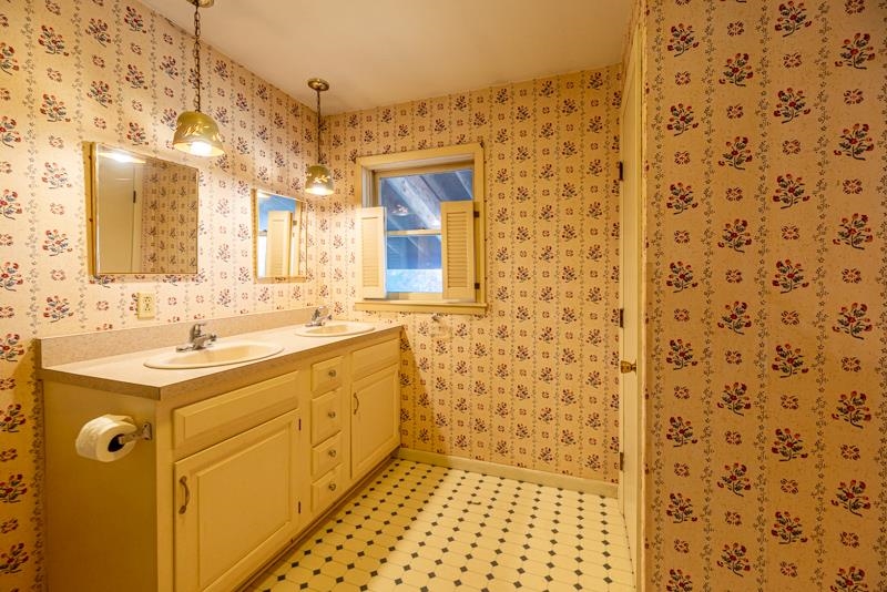 1435 Maple Hill Road Arlington, VT 05250 - Photo 17 of 34 Gallery Image 17