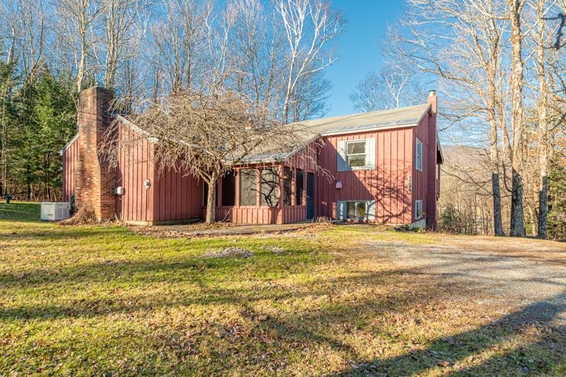 1435 Maple Hill Road Arlington, VT 05250 - Photo 3 of 34 Gallery Image 3