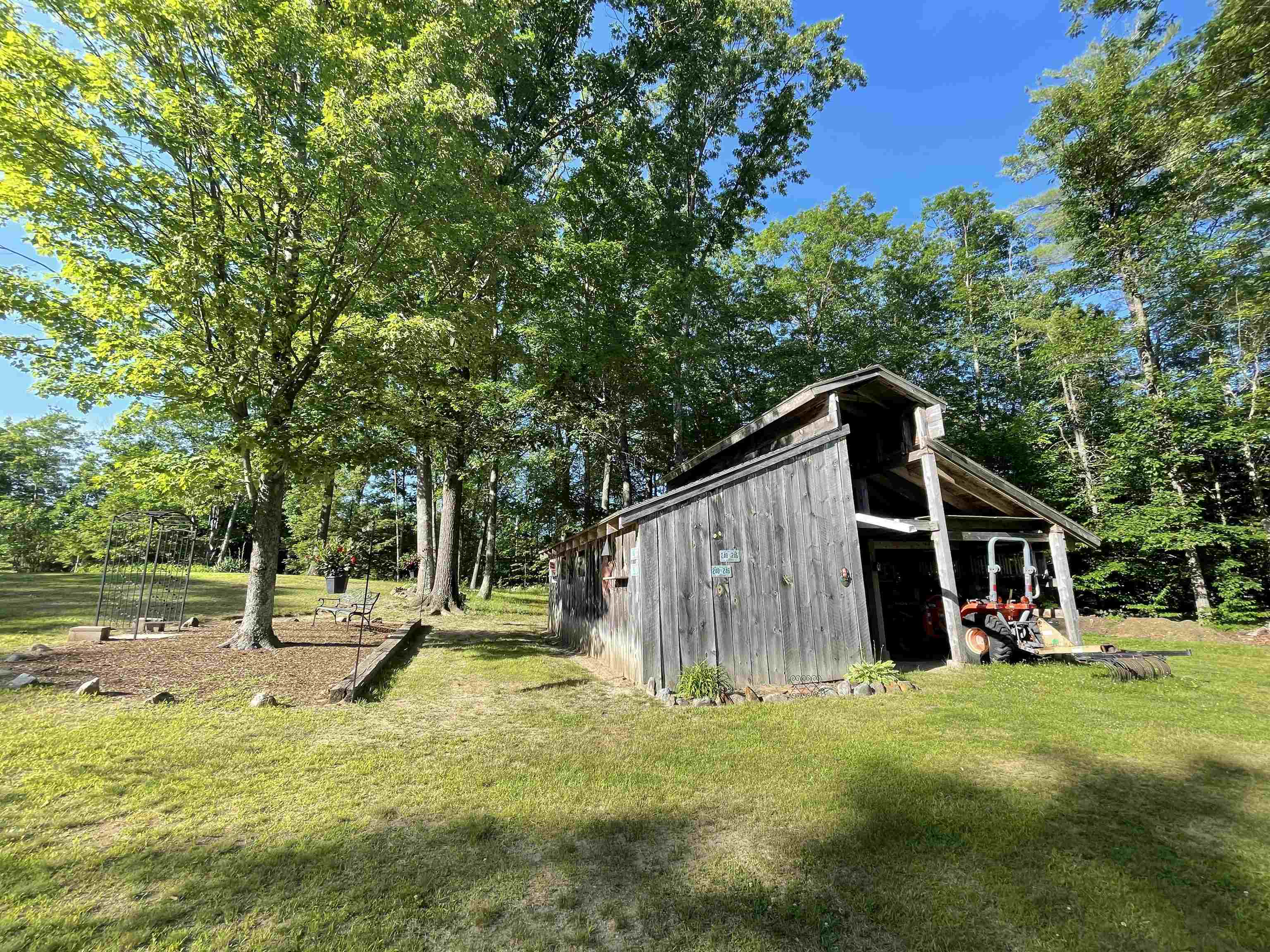 1084 Deering Center Road Deering, NH 03244 - Photo 35 of 40