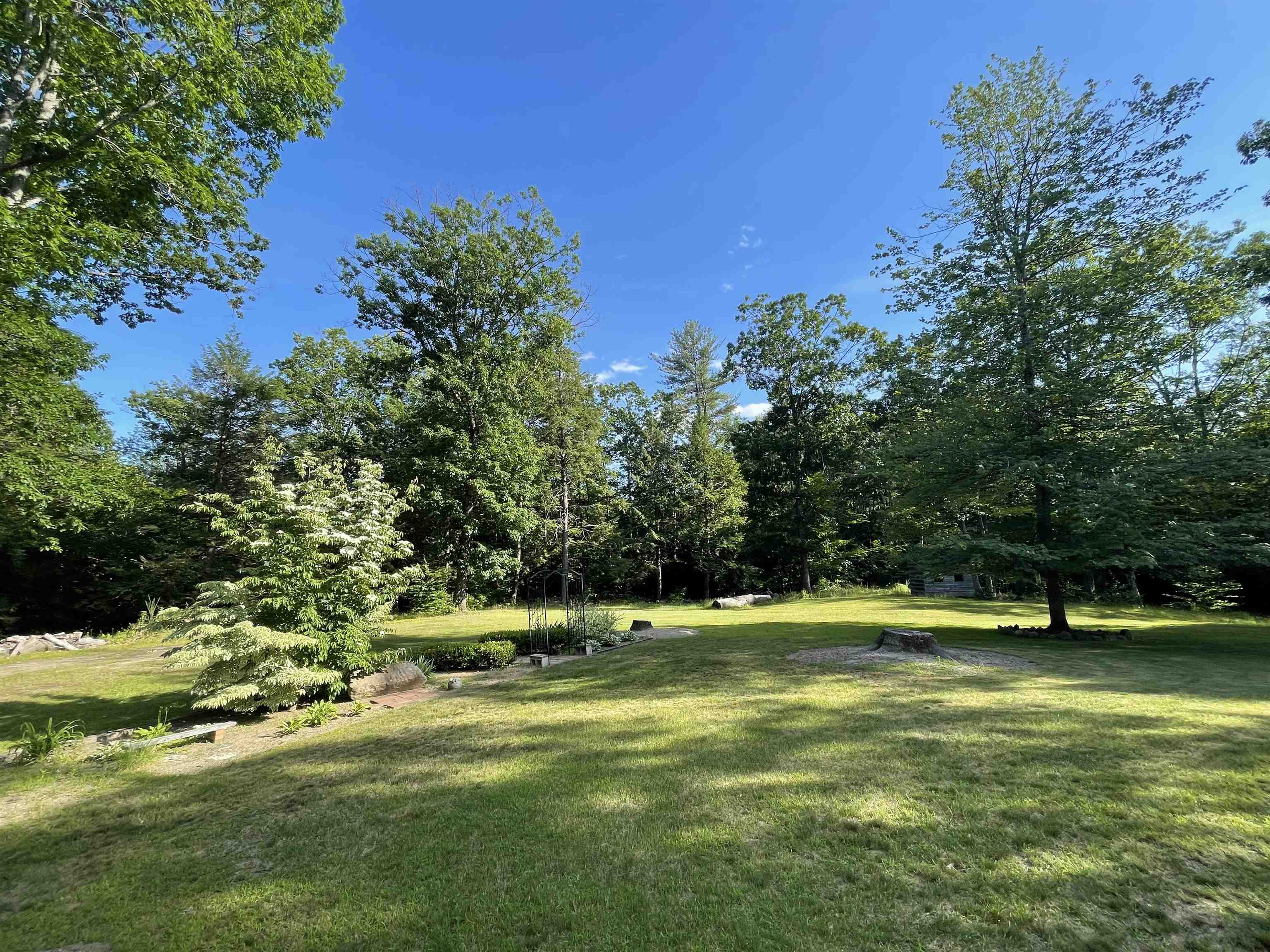 1084 Deering Center Road Deering, NH 03244 - Photo 38 of 40