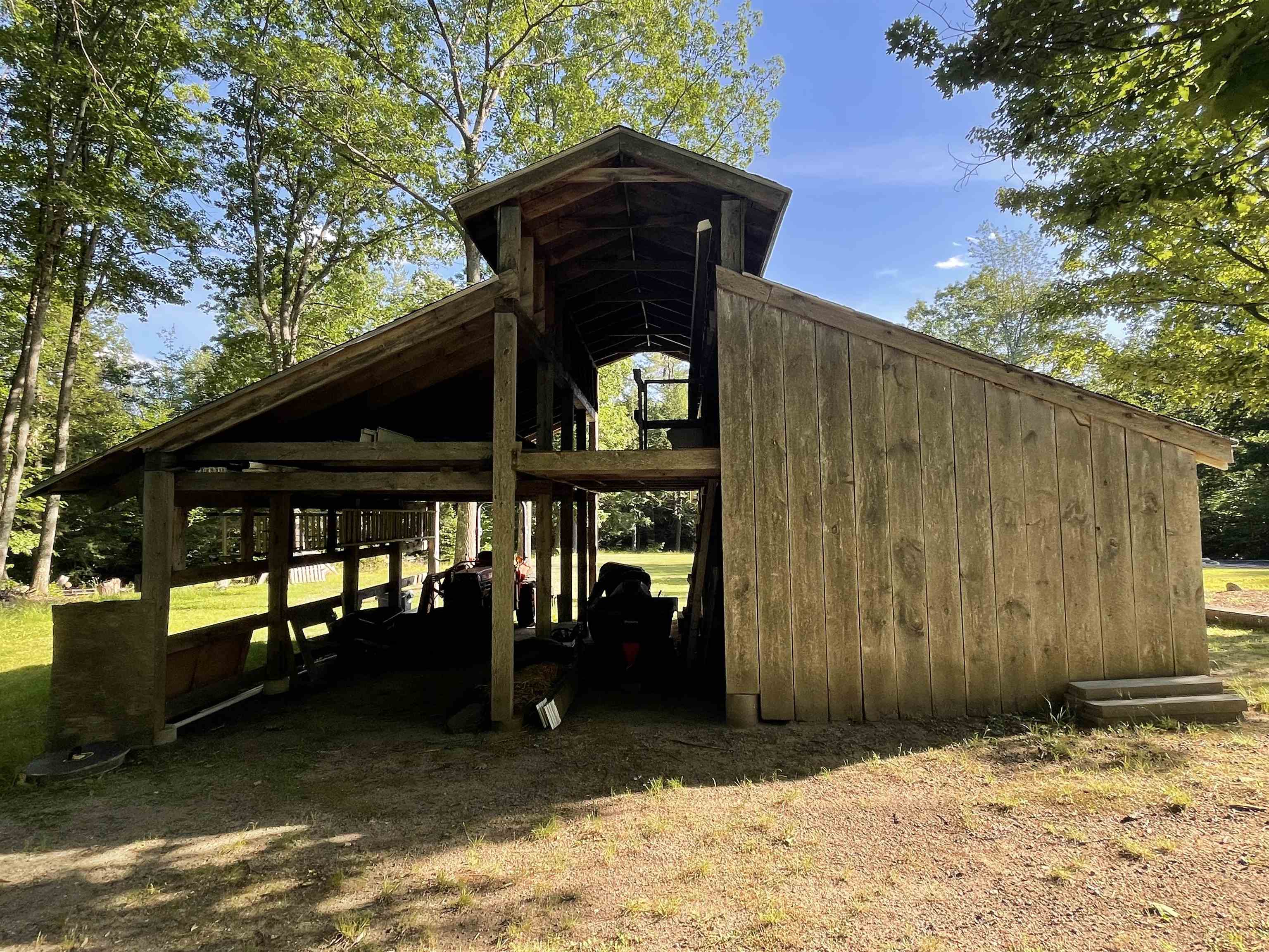 1084 Deering Center Road Deering, NH 03244 - Photo 4 of 40