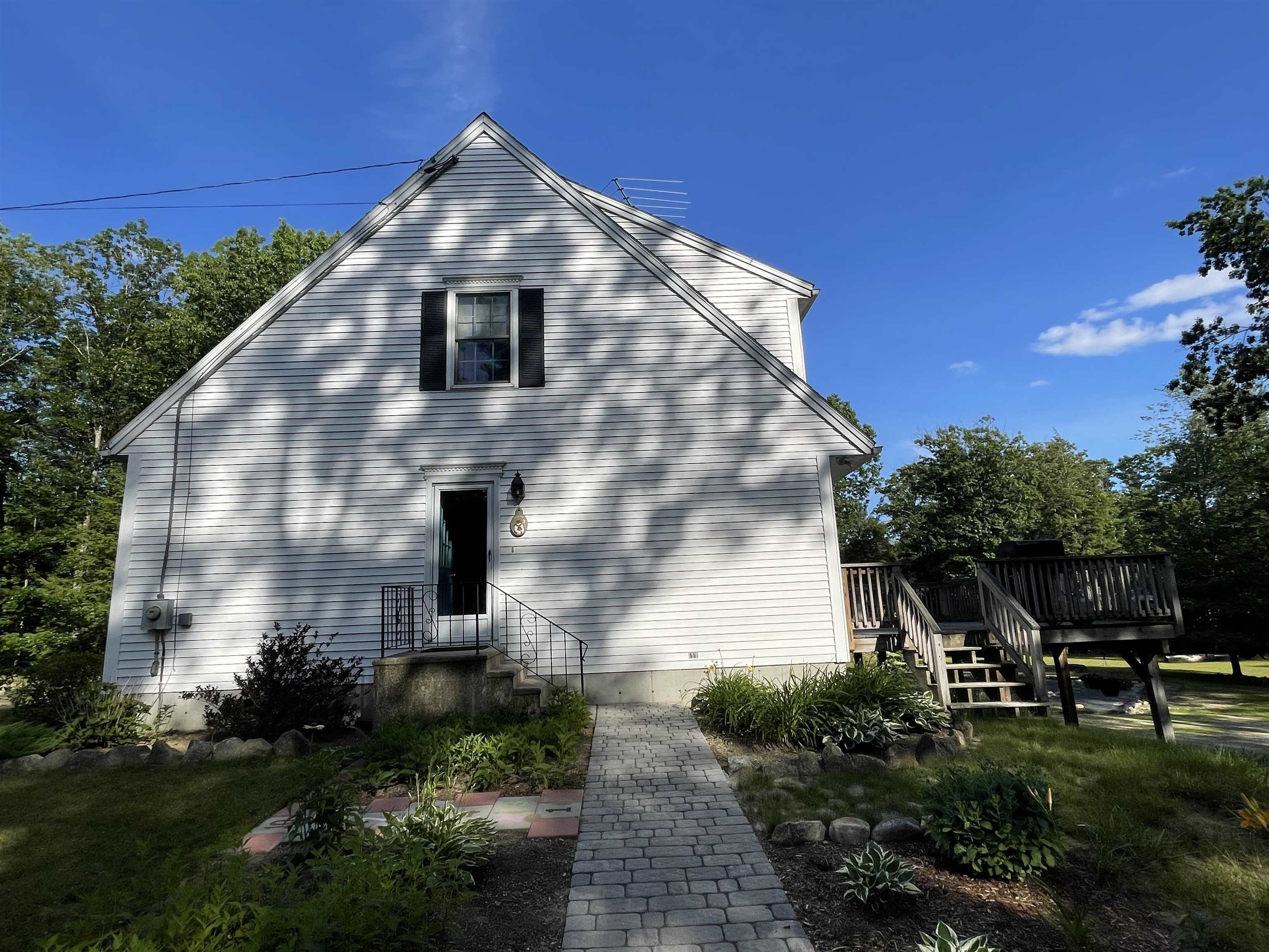 1084 Deering Center Road Deering, NH 03244 - Photo 8 of 40