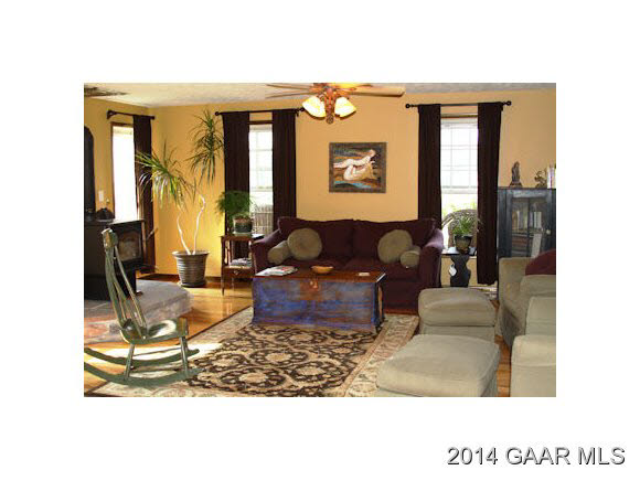 334 Rife's Ford Road Verona, VA 24482 - Photo 13 of 21 a living room with furniture
