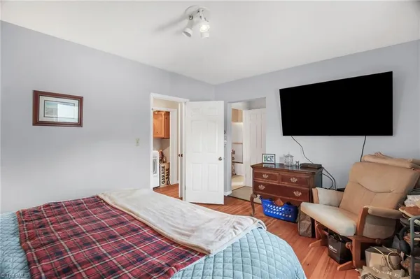 $499,000 | 3801 Oak Ridge Road, Summerfield, NC 27358