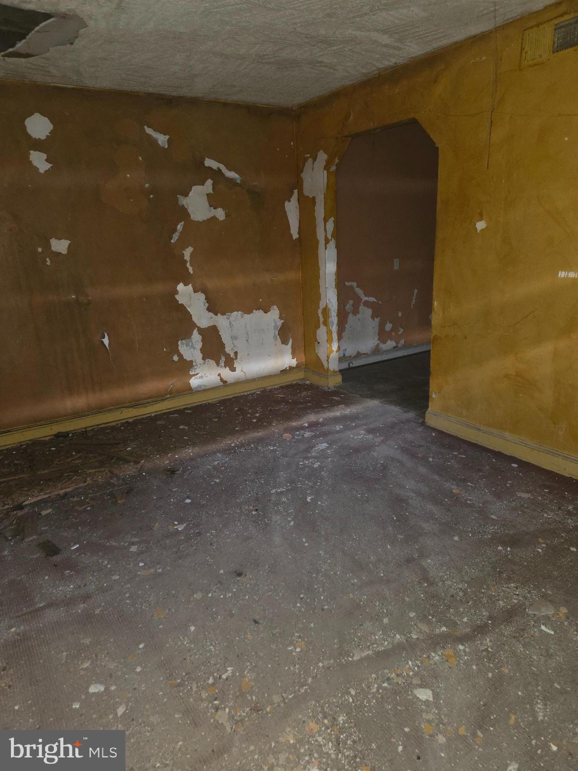 4639 Hillside Road Southeast Washington, DC 20019 - Photo 11 of 23 a view of a small space