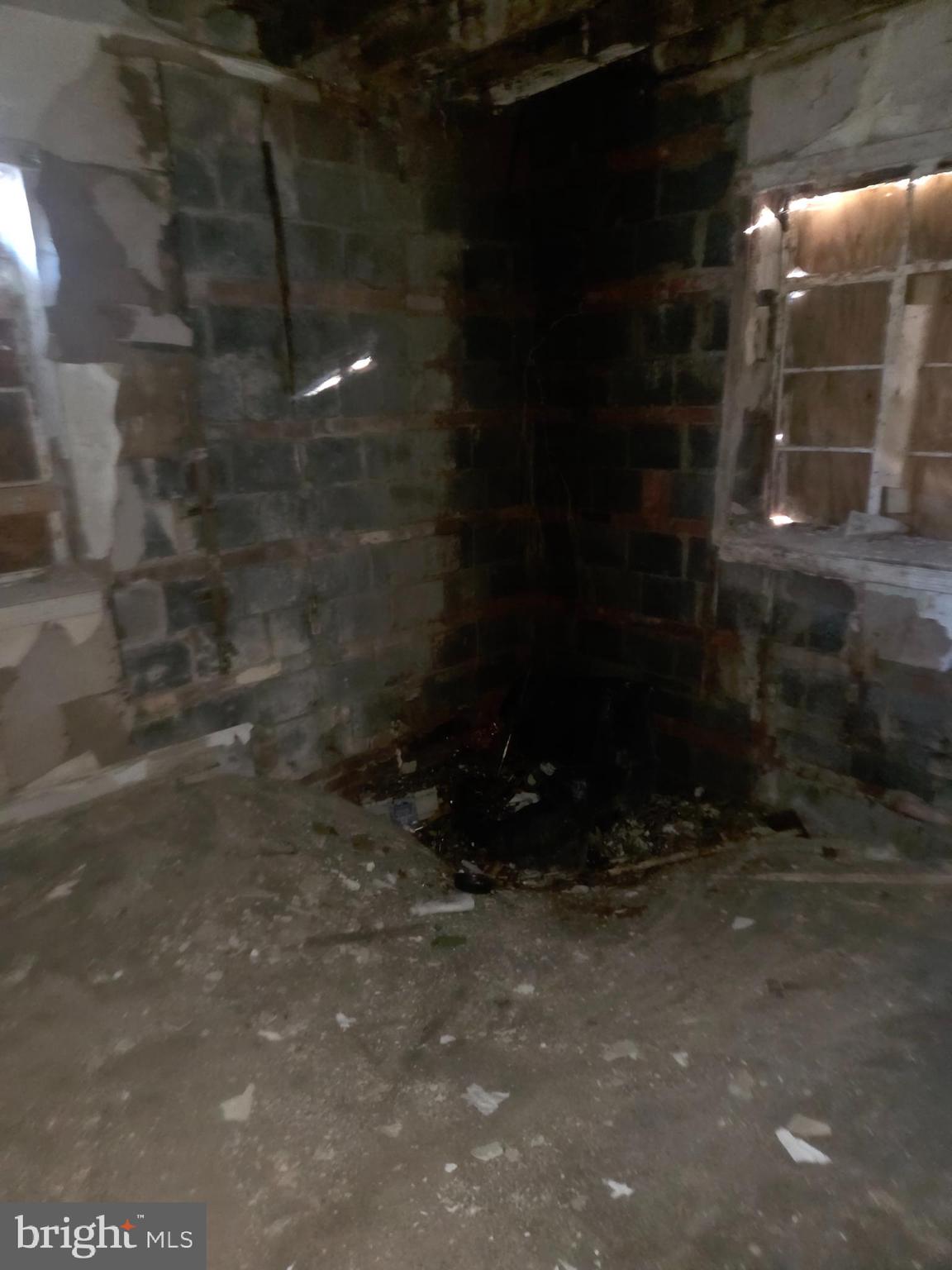 4639 Hillside Road Southeast Washington, DC 20019 - Photo 9 of 23