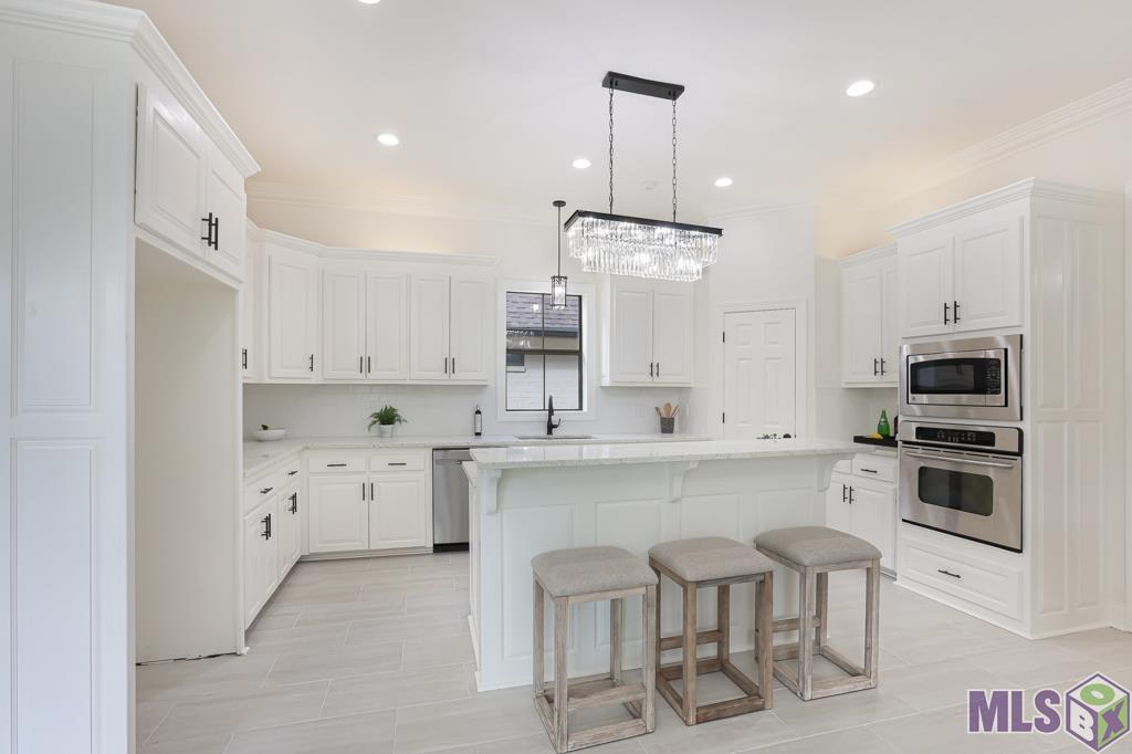 8925 Foxgate Drive Baton Rouge, LA 70809 - Photo 11 of 42 Gallery Image 11