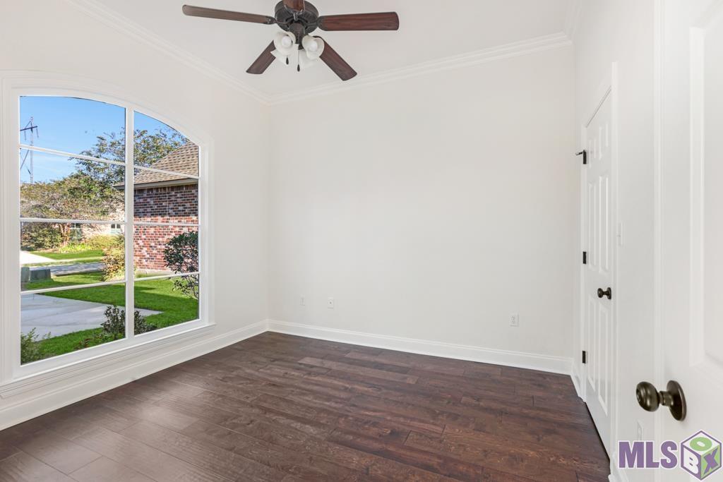 8925 Foxgate Drive Baton Rouge, LA 70809 - Photo 6 of 42 Gallery Image 6