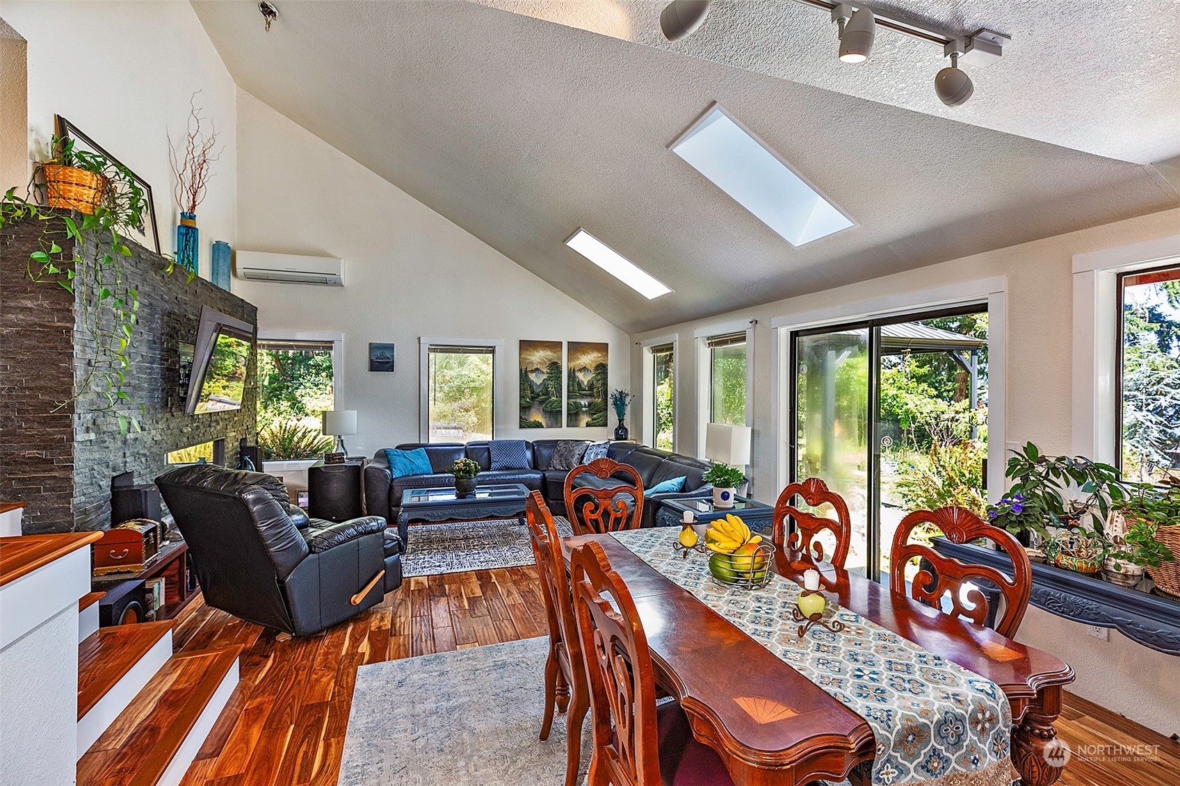 10709 Larson Road Anderson Island, WA 98303 - Photo 11 of 39 Gallery Image 11