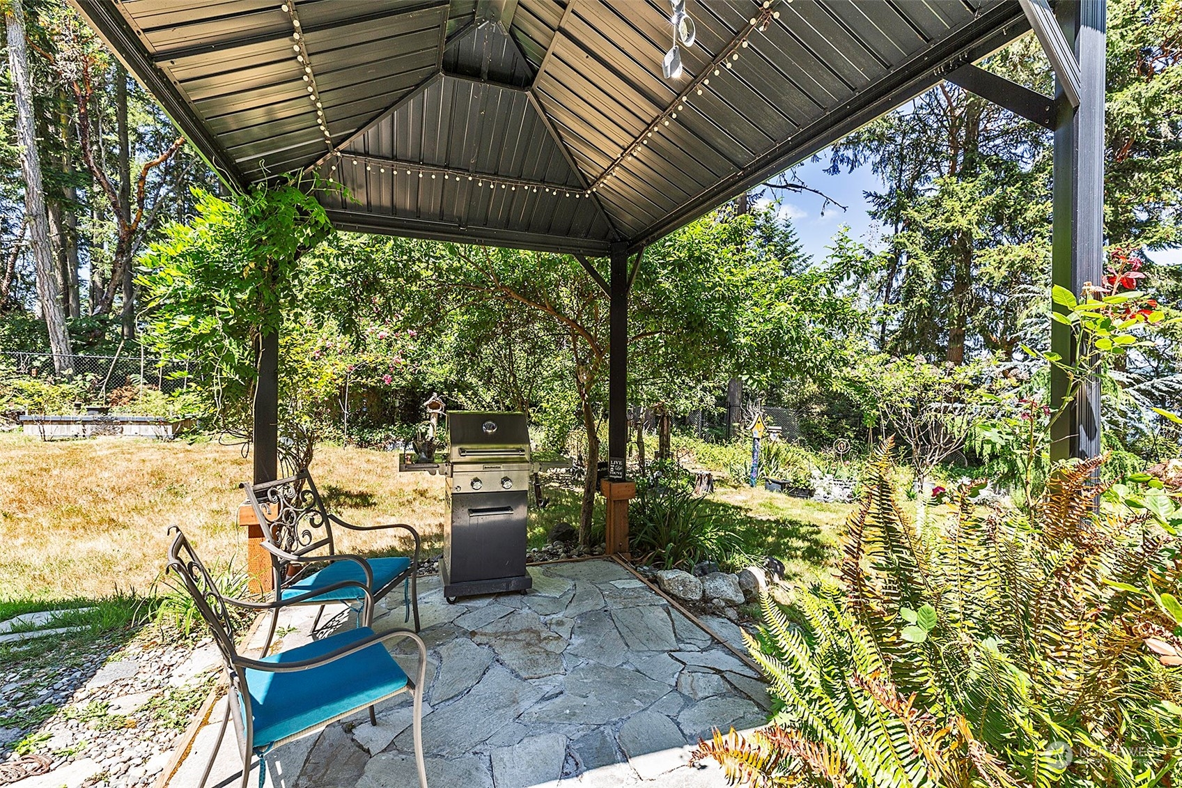 10709 Larson Road Anderson Island, WA 98303 - Photo 27 of 39 Gallery Image 27
