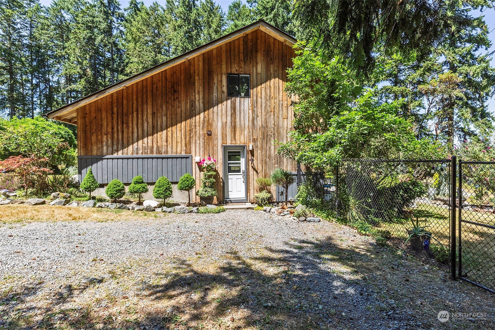 10709 Larson Road Anderson Island, WA 98303 - Photo 31 of 39 Gallery Image 31