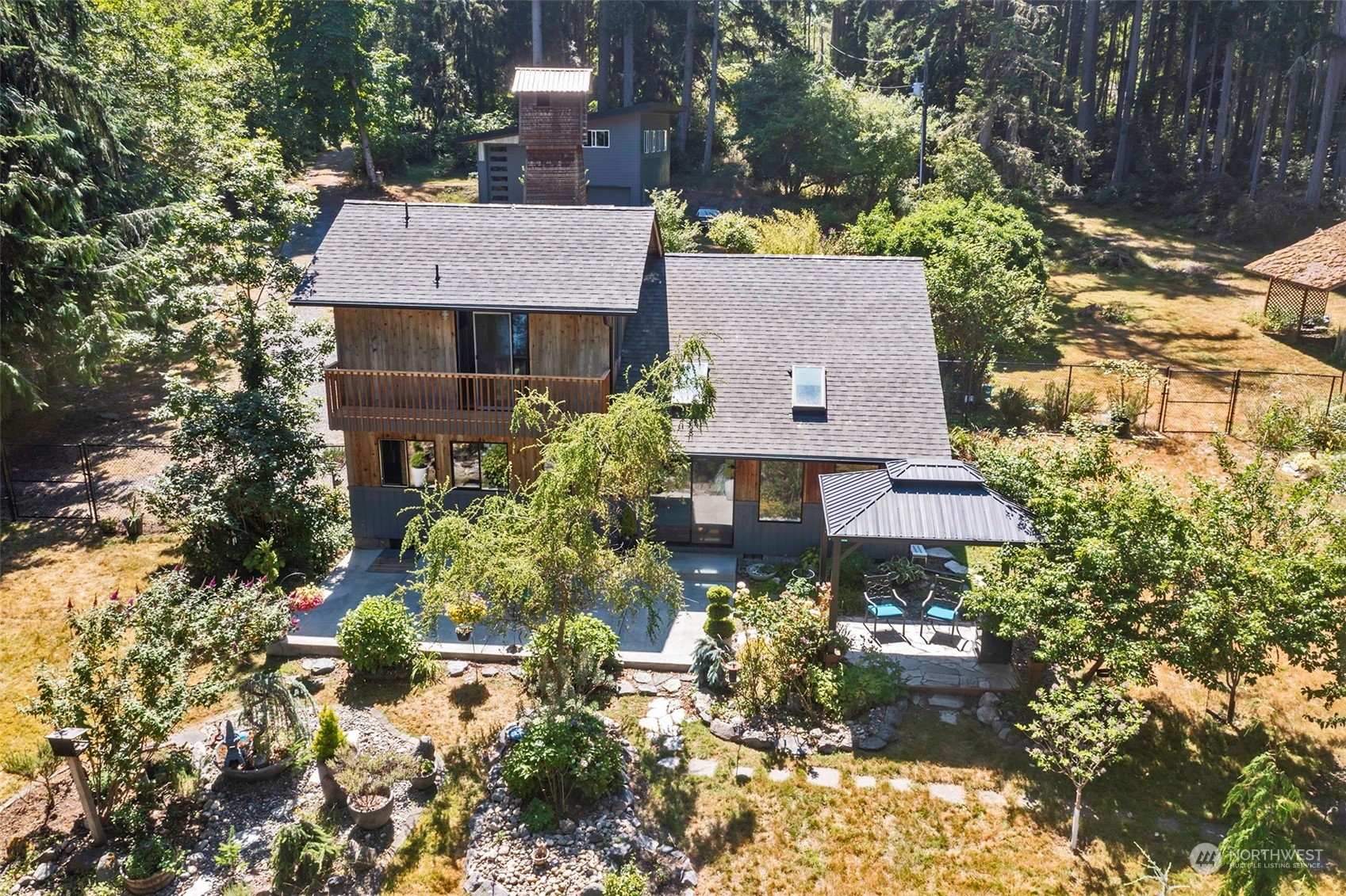 10709 Larson Road Anderson Island, WA 98303 - Photo 5 of 39 Gallery Image 5