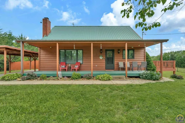 $425,000 | 8737 Southwest 85th Street, Auburn, KS 66402