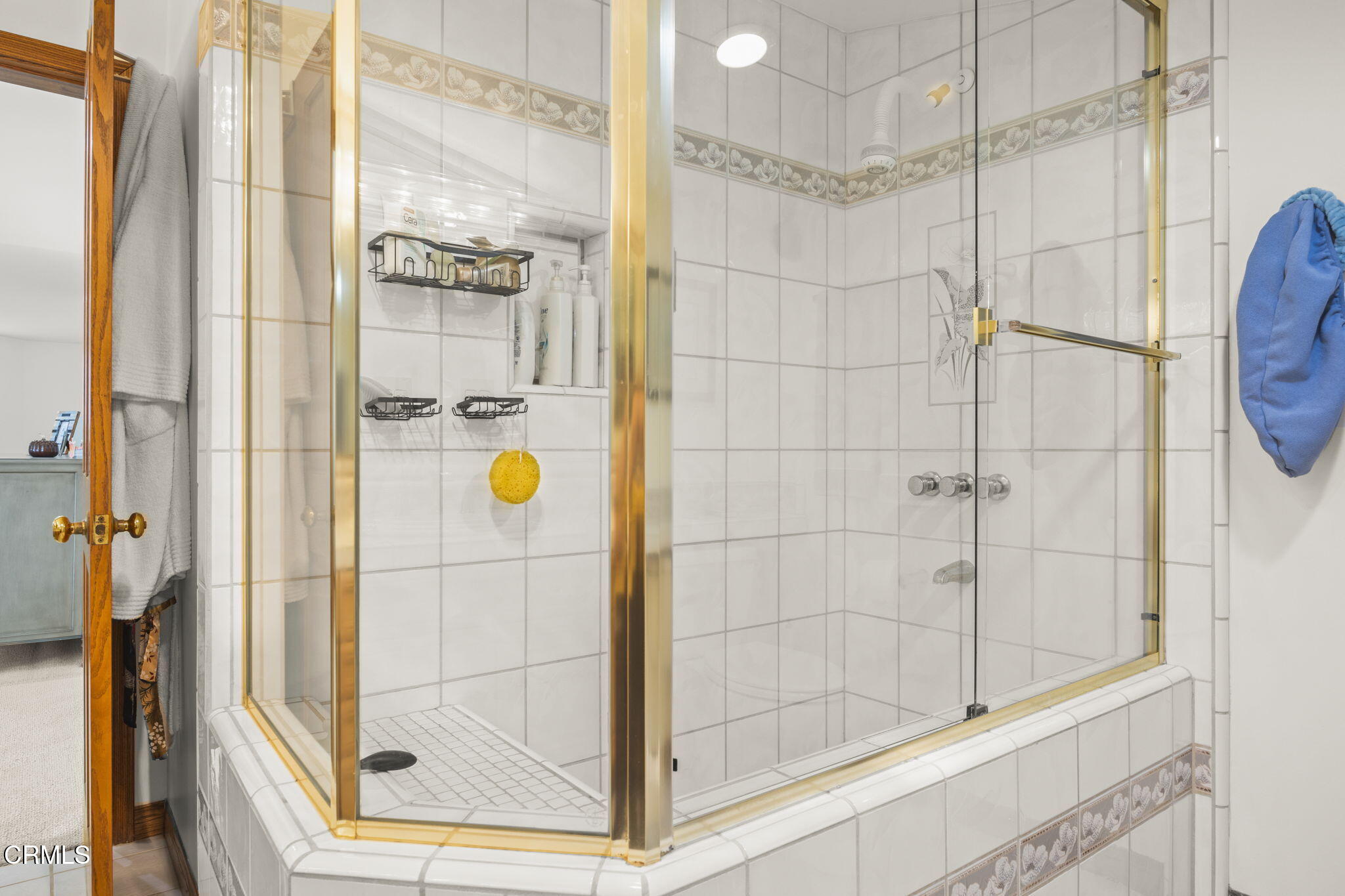 1005 Ocean Drive Oxnard, CA 93035 - Photo 29 of 54 74-web-or-mls-Upmarketmedia_1005Oce-135