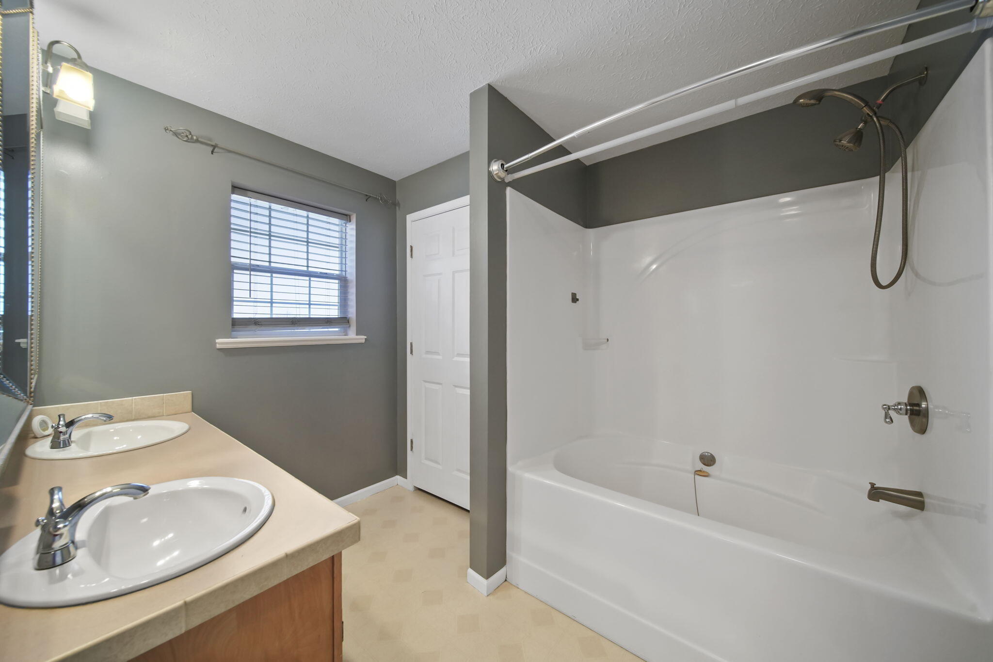 7780 Murray Road Jackson, MI 49201 - Photo 11 of 58 16-web-or-mls-DSC04946