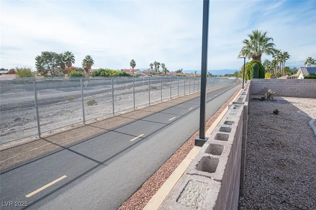 $2,000 | 2247 Heavenly View Drive, Henderson, NV 89014