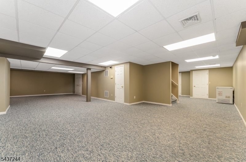27 Kalan Farm Road Hampton, NJ 08827 - Photo 32 of 47
