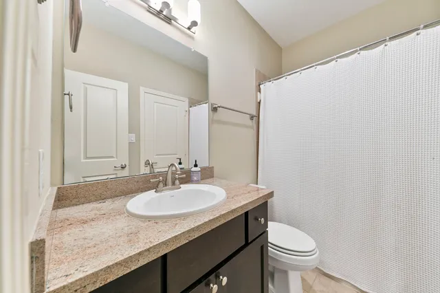 $3,200 | 4205 Feagan Street, Houston, TX 77007