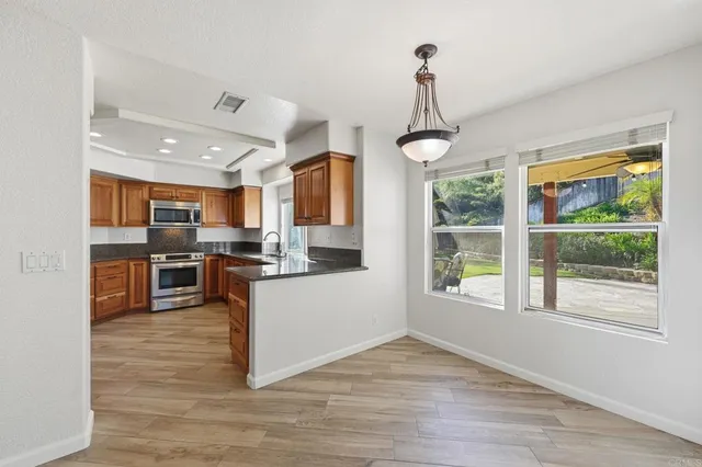 $949,000 | 1351 Graham Place, Escondido, CA 92026