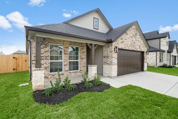 $2,400 | 3327 Tilley Drive, Rosenberg, TX 77471