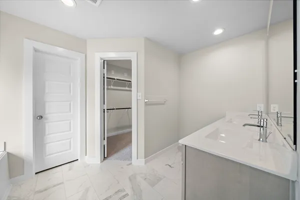 $2,400 | 3327 Tilley Drive, Rosenberg, TX 77471