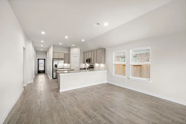 $2,400 | 3327 Tilley Drive, Rosenberg, TX 77471