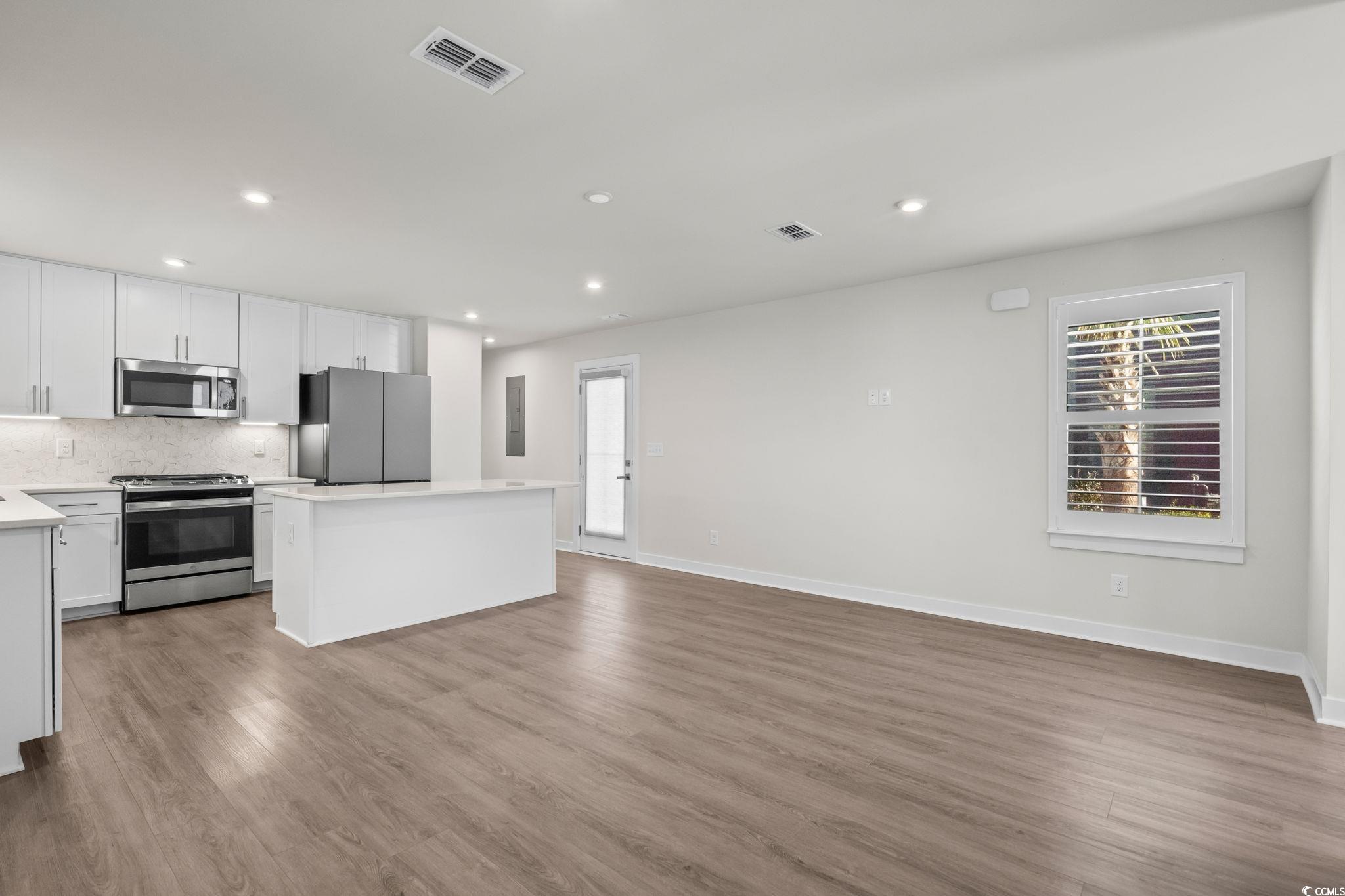 9008 Mabel Court Longs, SC 29568 - Photo 8 of 40