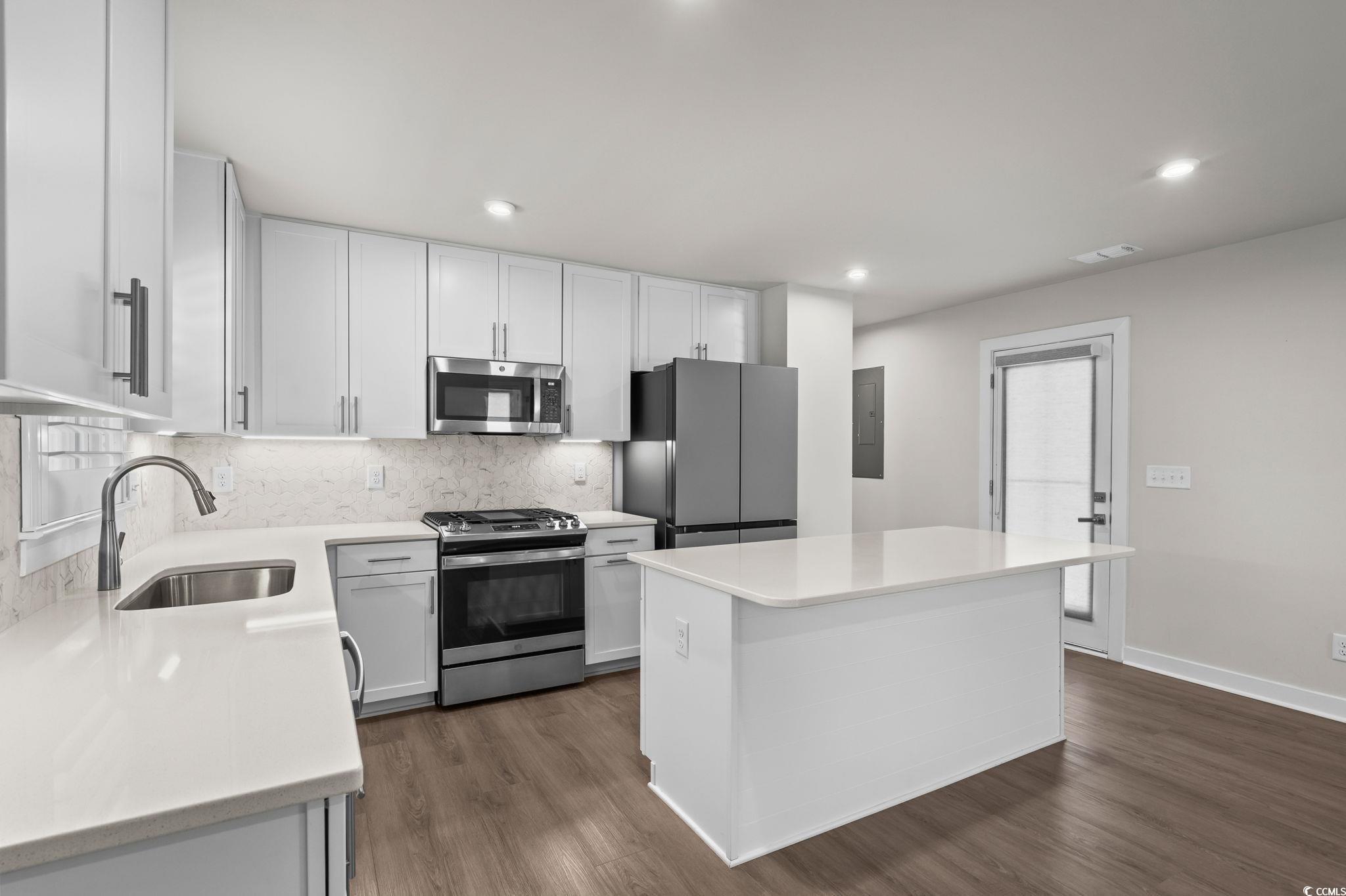 9008 Mabel Court Longs, SC 29568 - Photo 10 of 40