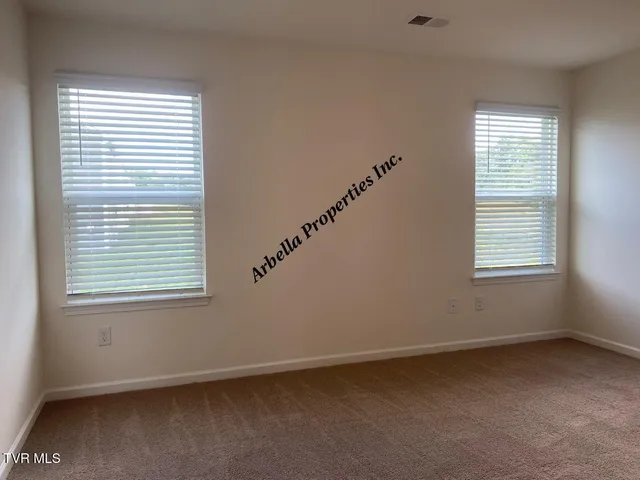 $2,100 | 424 Quiver Street, Unit 64, Johnson City, TN 37604