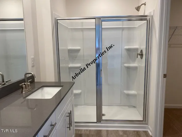 $2,100 | 424 Quiver Street, Unit 64, Johnson City, TN 37604