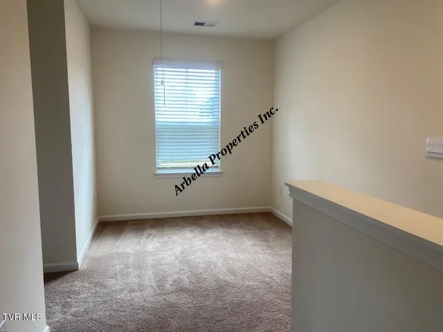 $2,100 | 424 Quiver Street, Unit 64, Johnson City, TN 37604