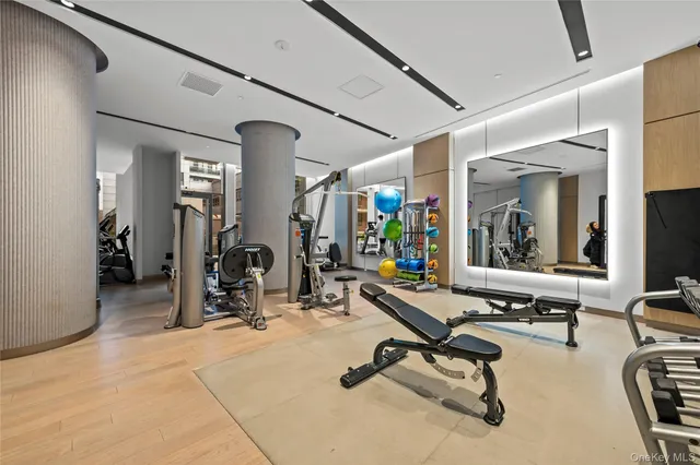 $898,000 | 13618 Maple Avenue, Unit 5F | Flushing