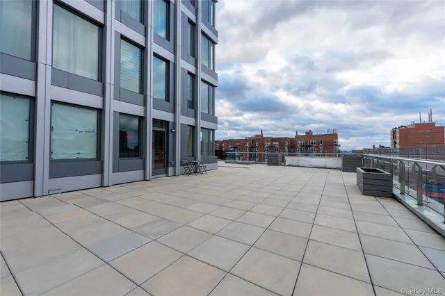 $898,000 | 13618 Maple Avenue, Unit 5F | Flushing