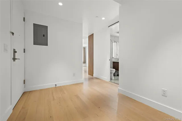 $898,000 | 13618 Maple Avenue, Unit 5F | Flushing