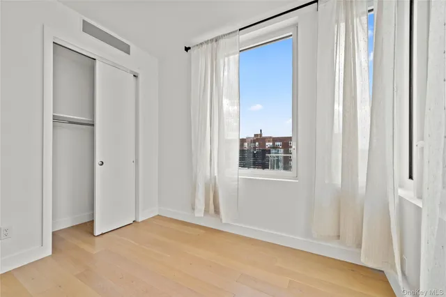 $898,000 | 13618 Maple Avenue, Unit 5F | Flushing