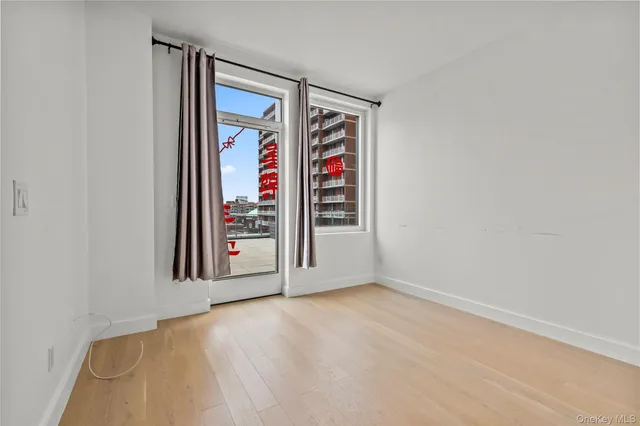 $898,000 | 13618 Maple Avenue, Unit 5F | Flushing